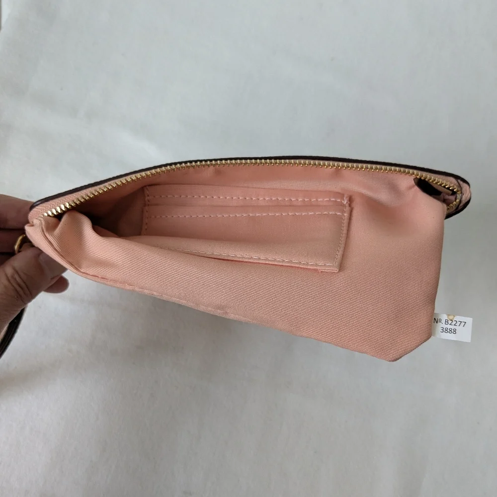 Coach authentic large